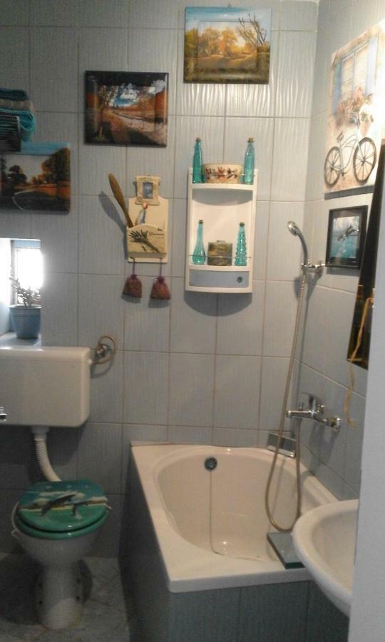 Old Castle Apartment Bakar Bagian luar foto